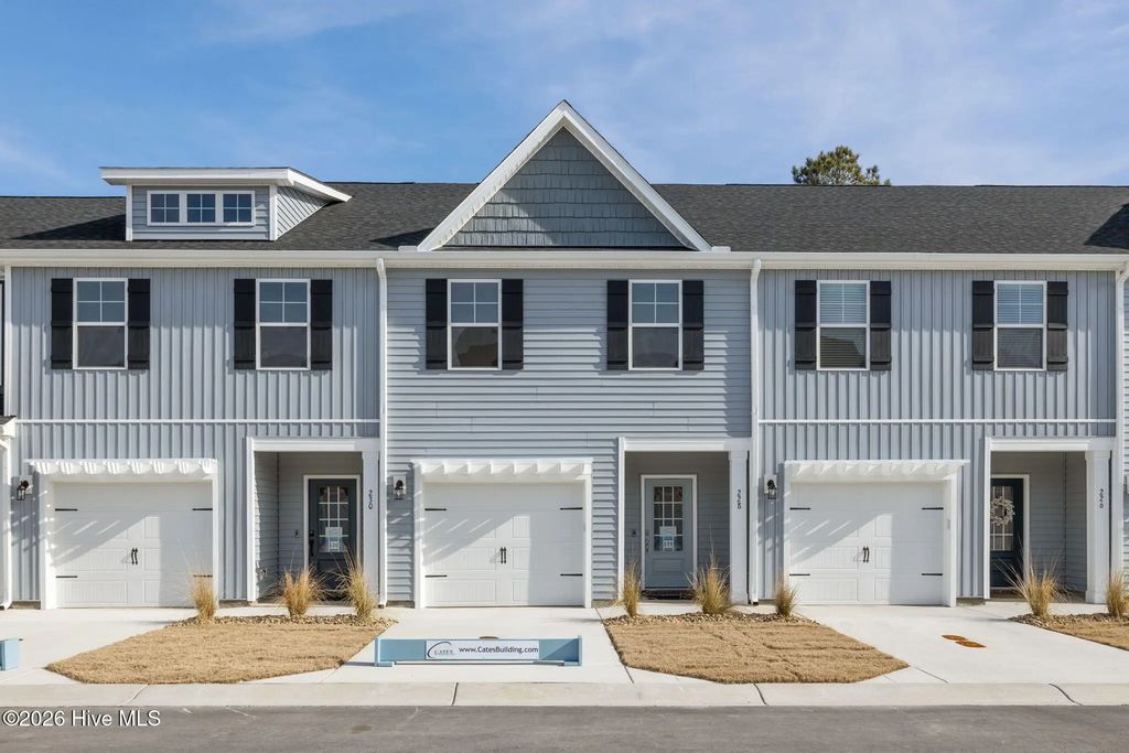 228 Cline Way Unit 131, 1809 Live Oak, Beaufort