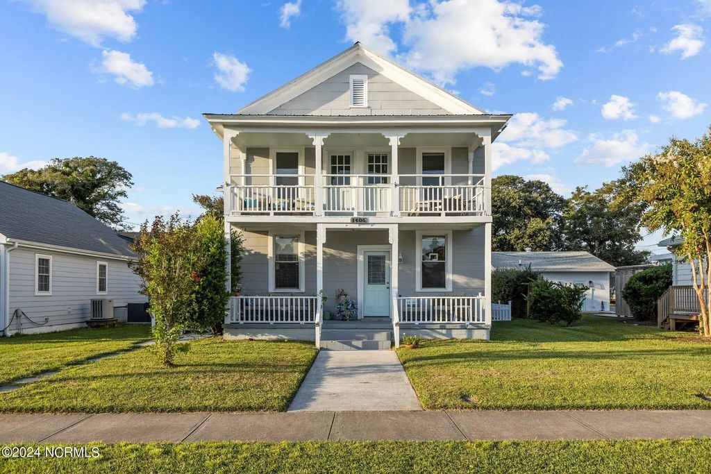 1406 Evans Street B, Morehead City