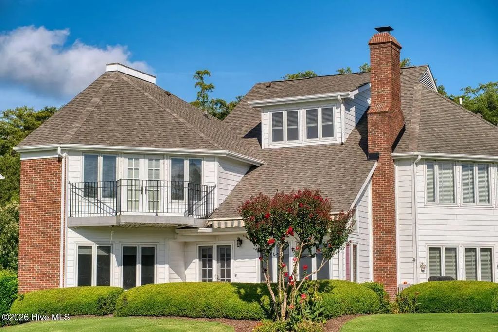 115 Country Club Drive, Hertford