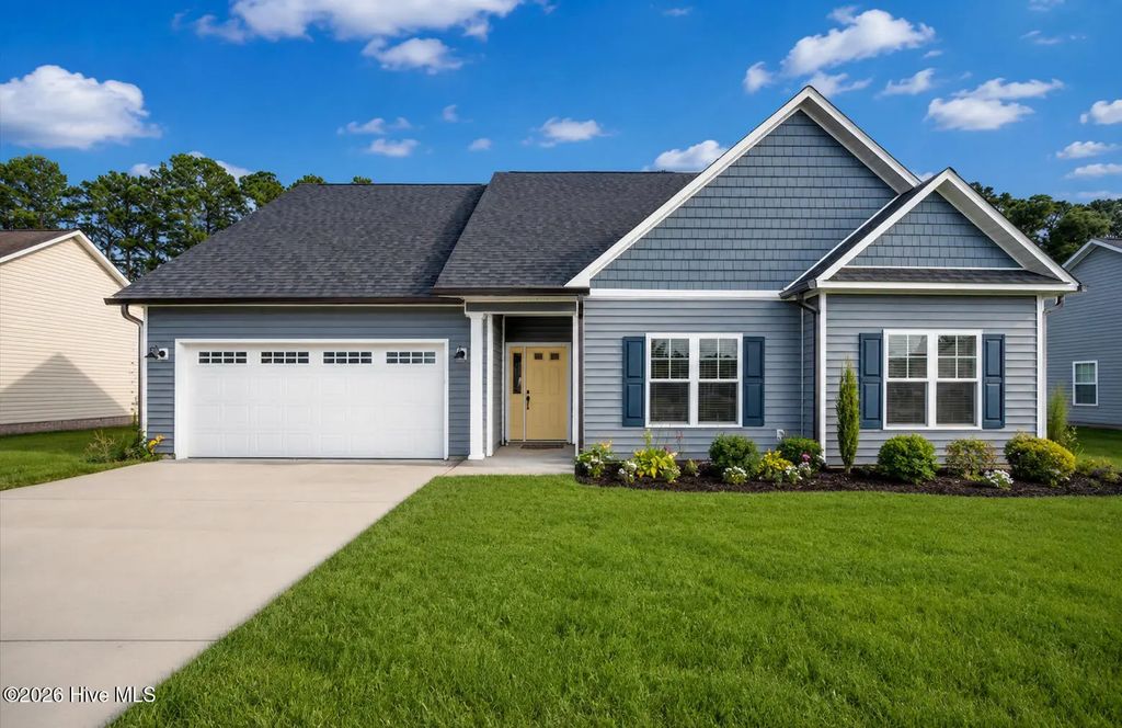 209 Pecan Grove Court, New Bern