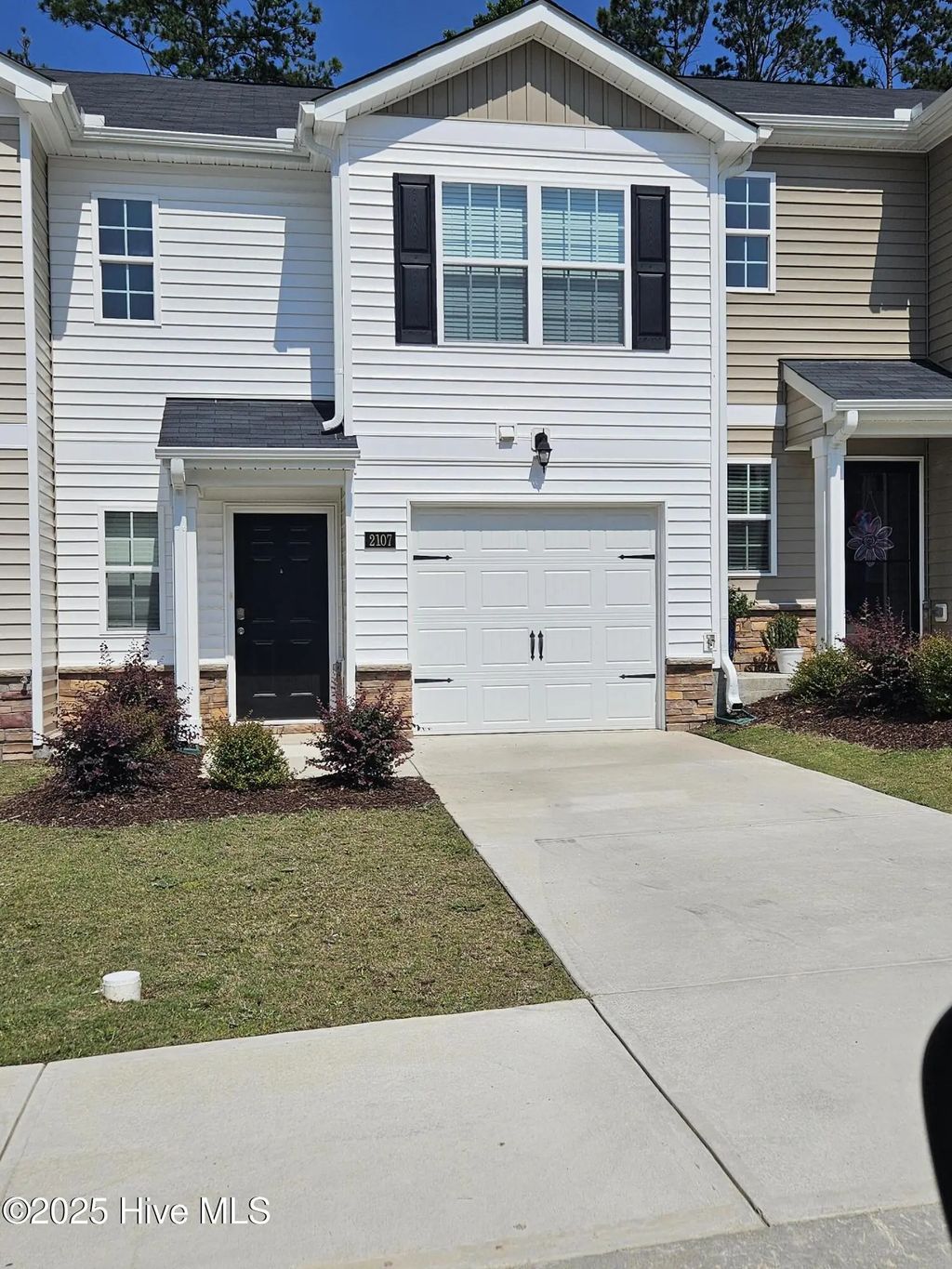 2107 Gracie Lane, Carthage