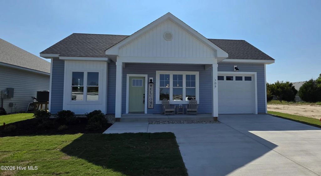 108 Bridge View Drive S, Grandy