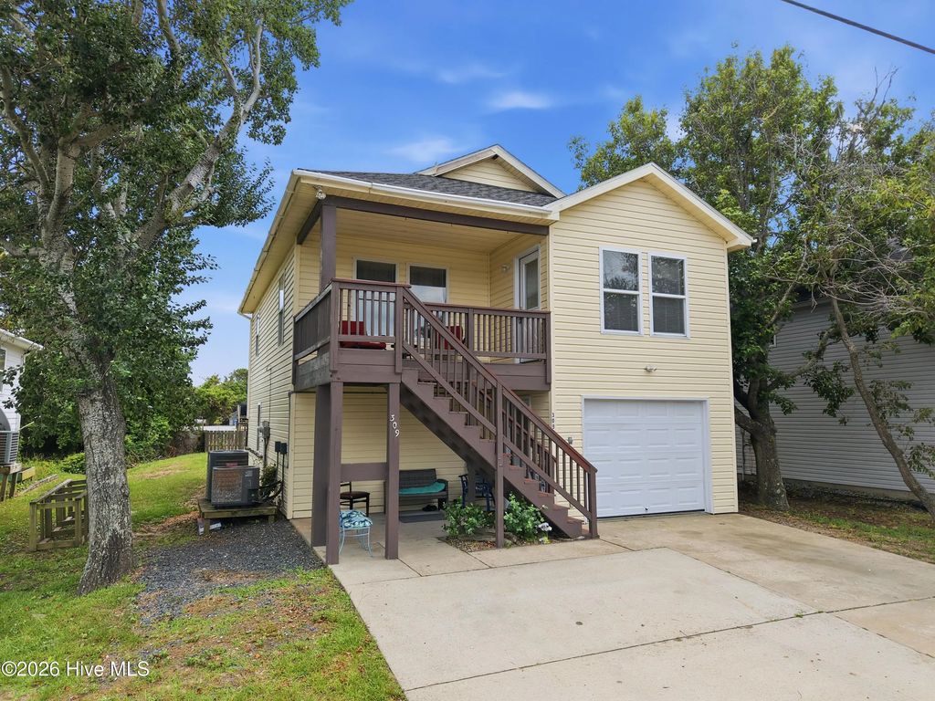 309 W Durham Street, Kill Devil Hills