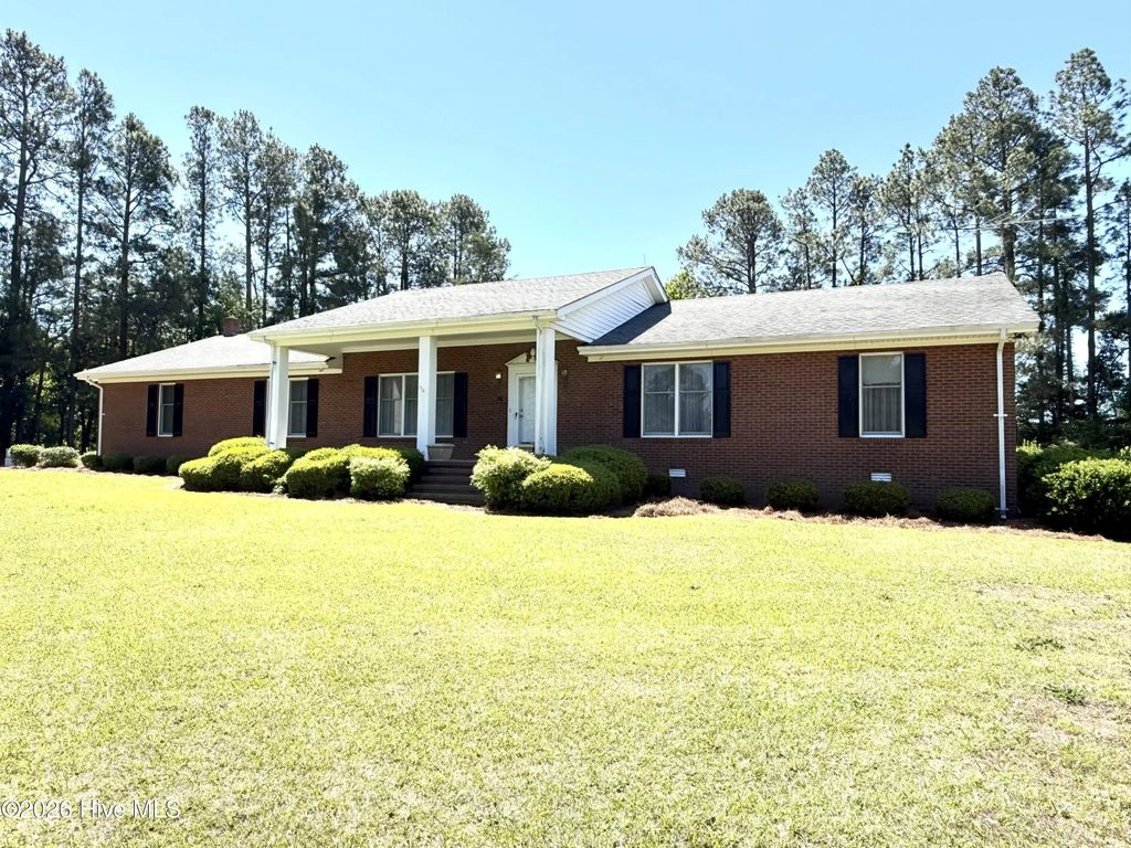 1565 Friendship Church Road, Faison