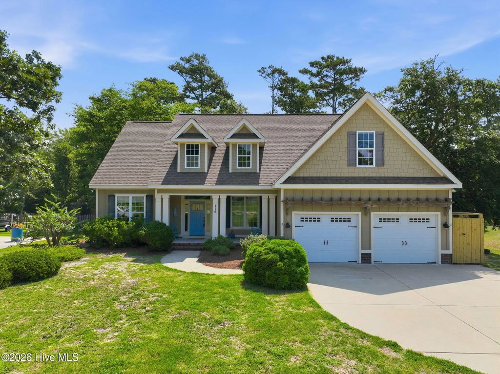 119 Break Water Drive, Newport