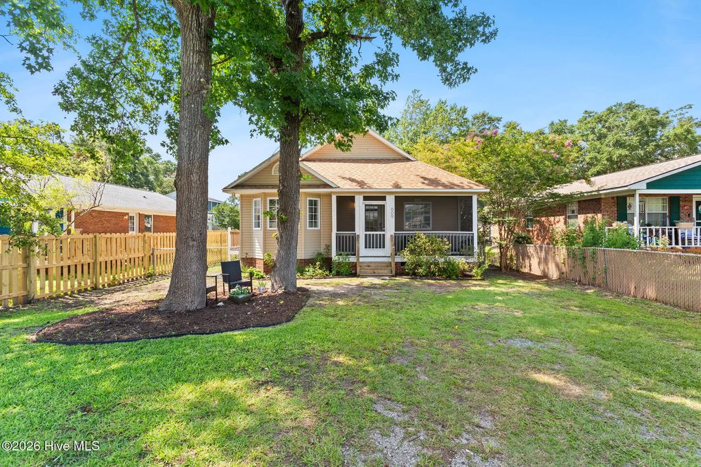 609 Spartanburg Avenue, Carolina Beach
