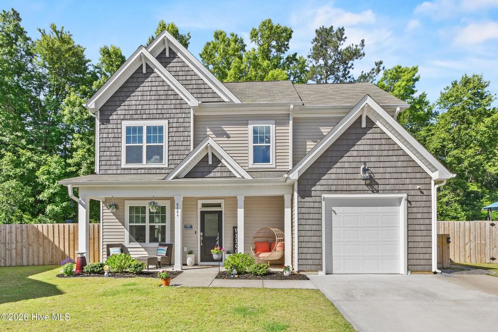 8884 Ne Colbert Place Drive, Leland