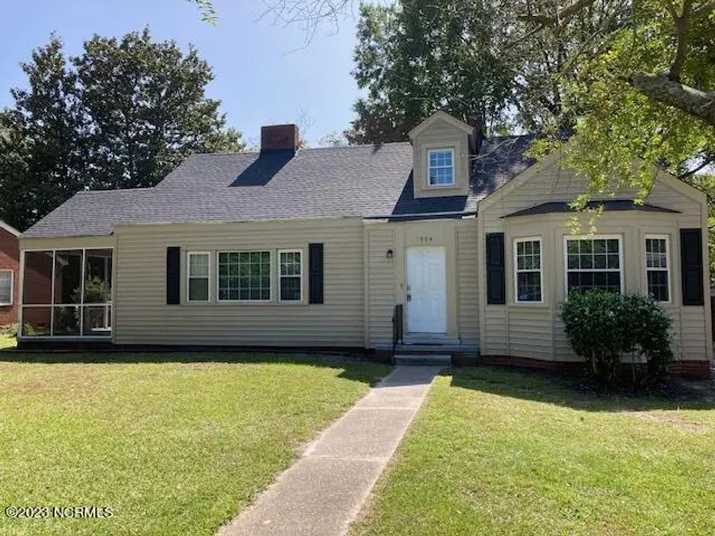 1904 E 6th Street, Greenville
