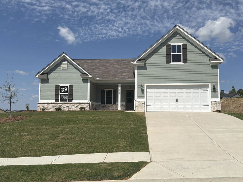 1388 Elias Station, McDuffie