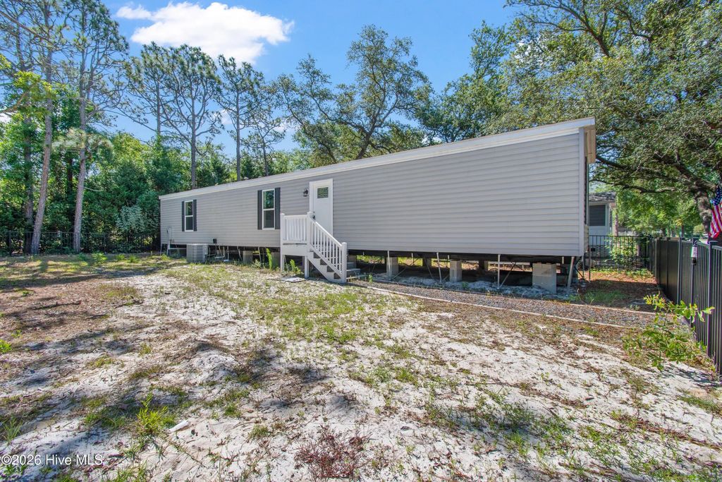 2740 Ocean View Avenue Sw, Supply