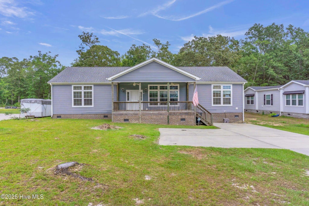 503 Cloe Dare Drive Sw, Shallotte