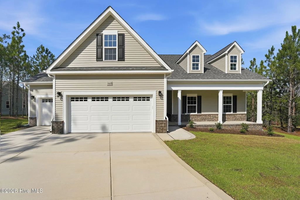 5008 Arcadia Way, West End