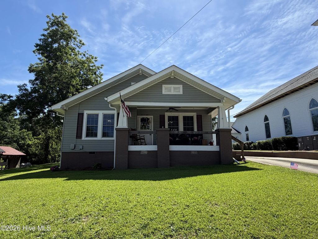 212 N Peachtree Street, Lincolnton