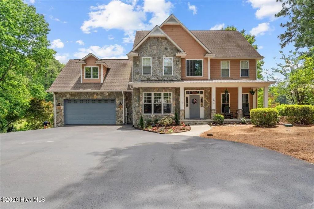 101 Vanore Road, West End