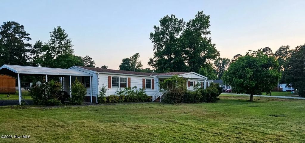 209 Queens Road, Hubert