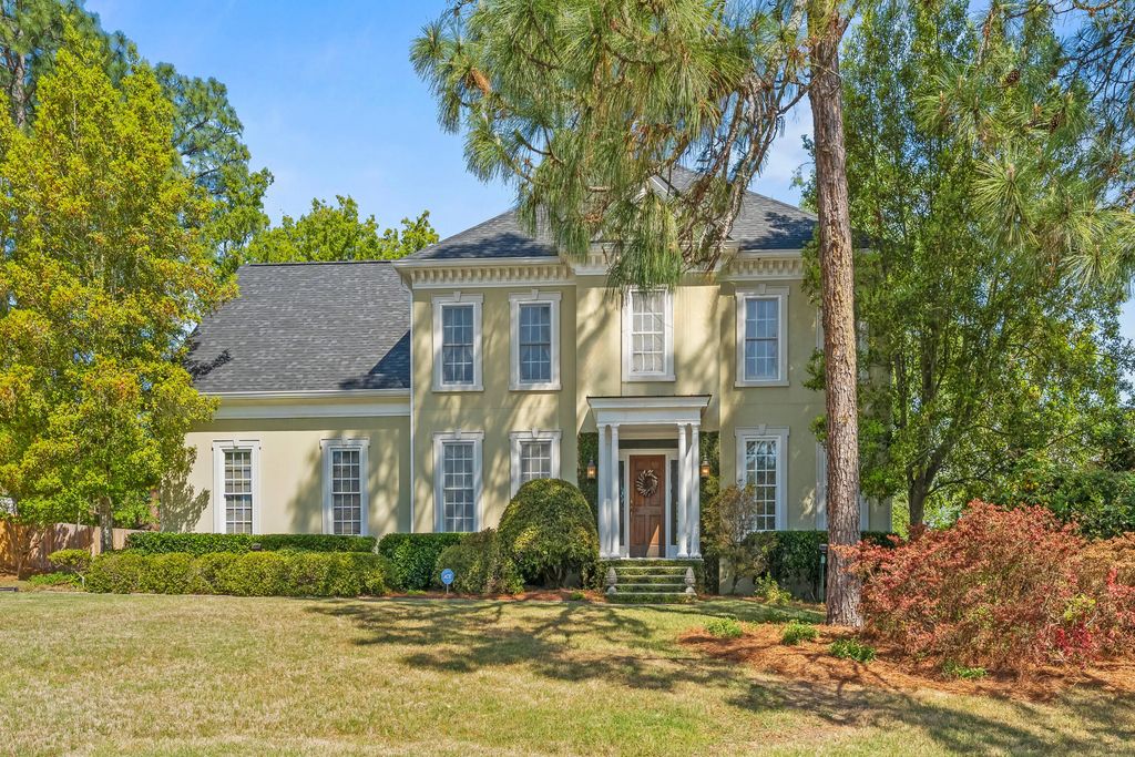 203 W Kestwick Drive, Columbia