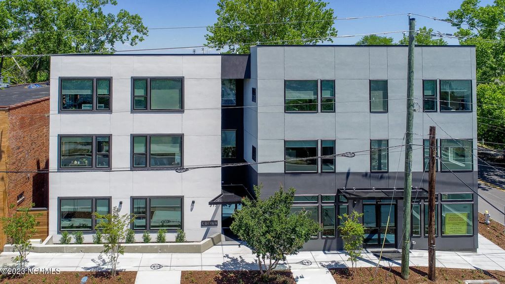 919 Castle Street 204, Wilmington