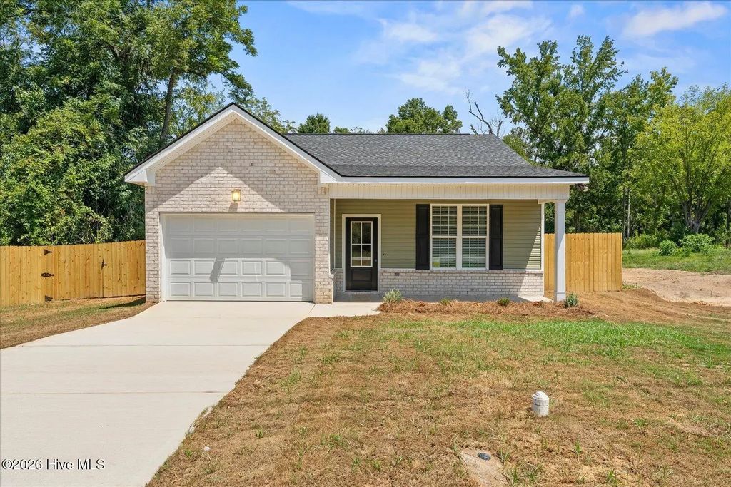 596 O Neal Street, McDuffie