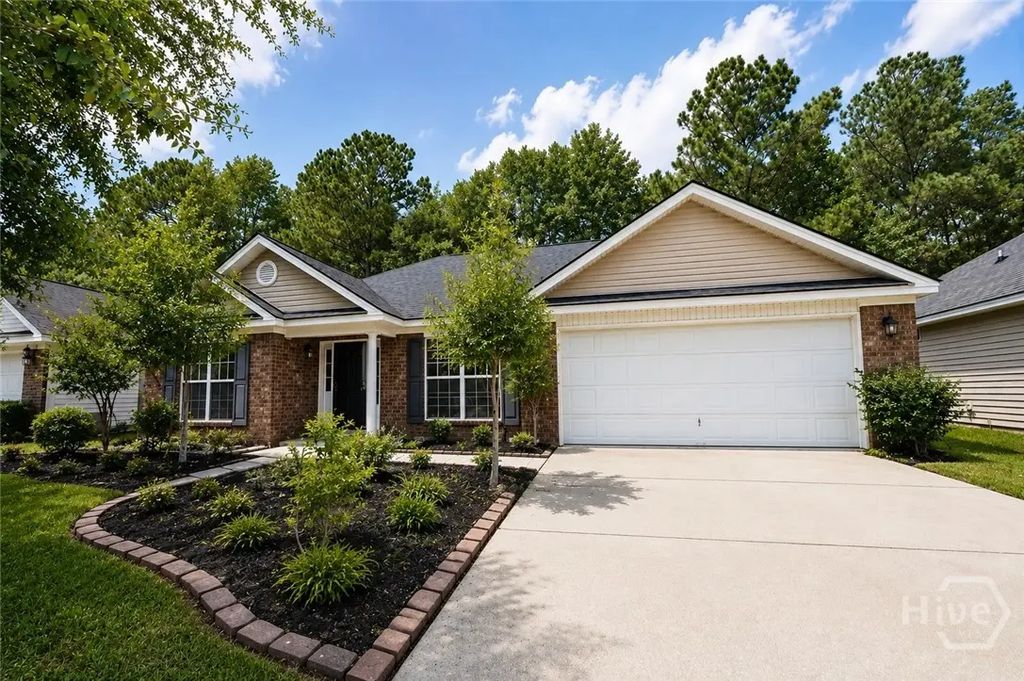 121 W Tisbury Lane, Pooler