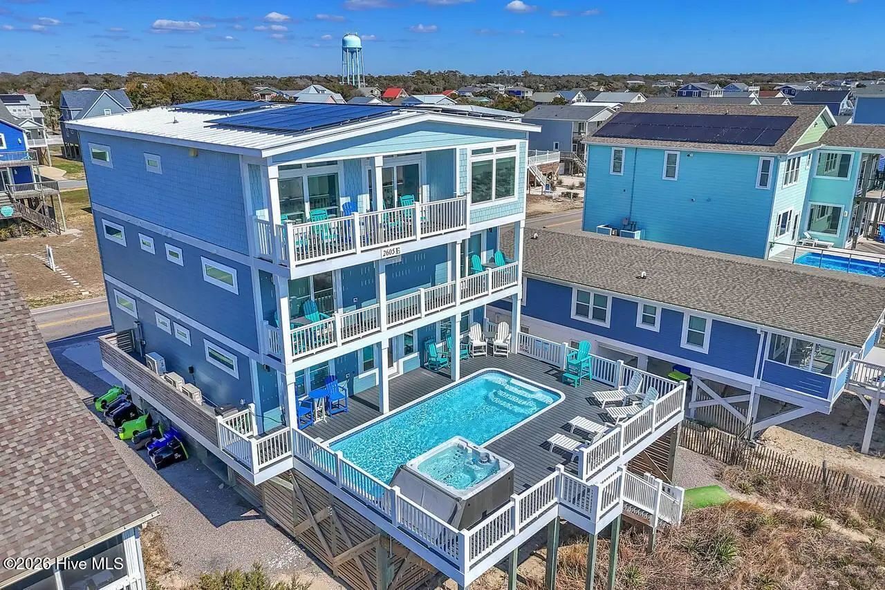 2605 E Beach Drive, Oak Island