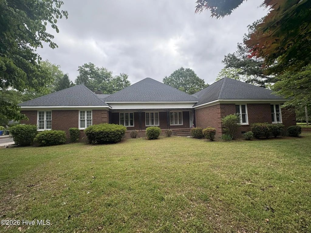 1706 Nash Street N, Wilson