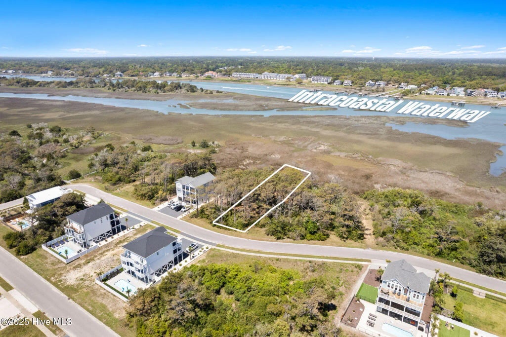 429 E Sixth Street, Ocean Isle Beach