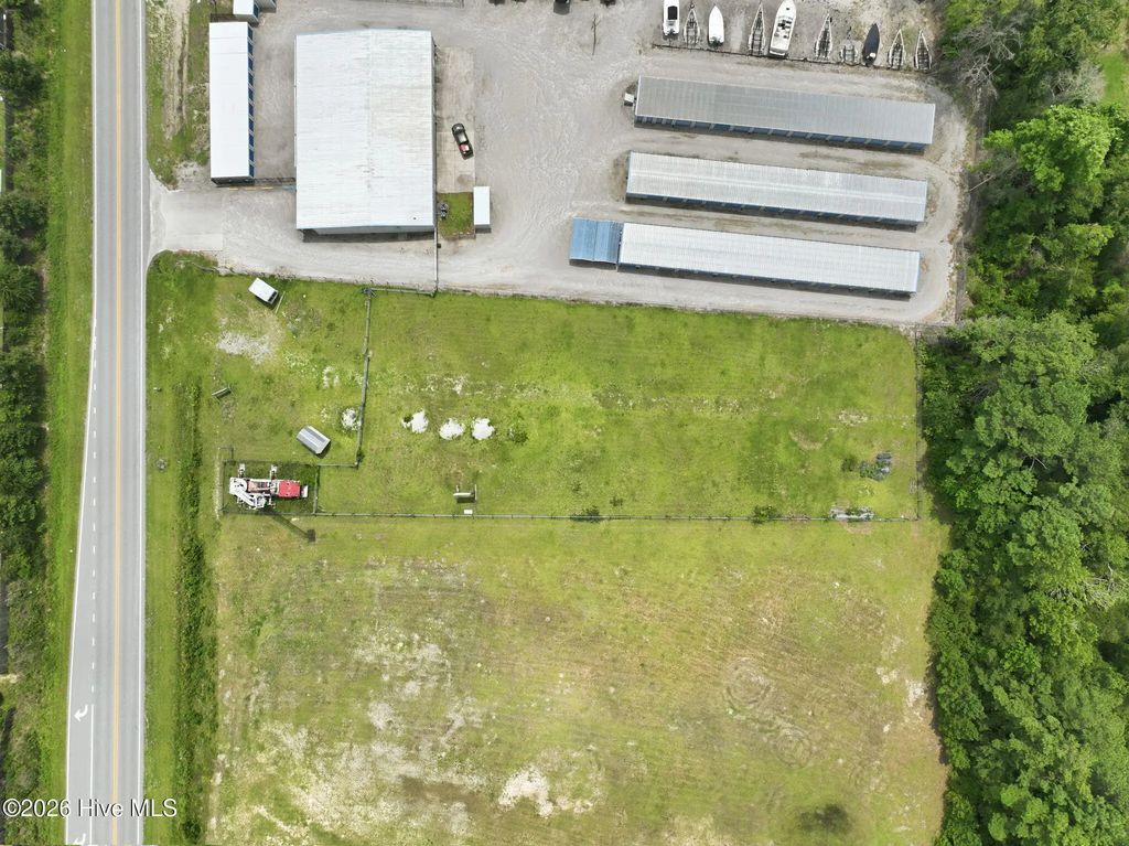 2493 N Hwy 58, Swansboro