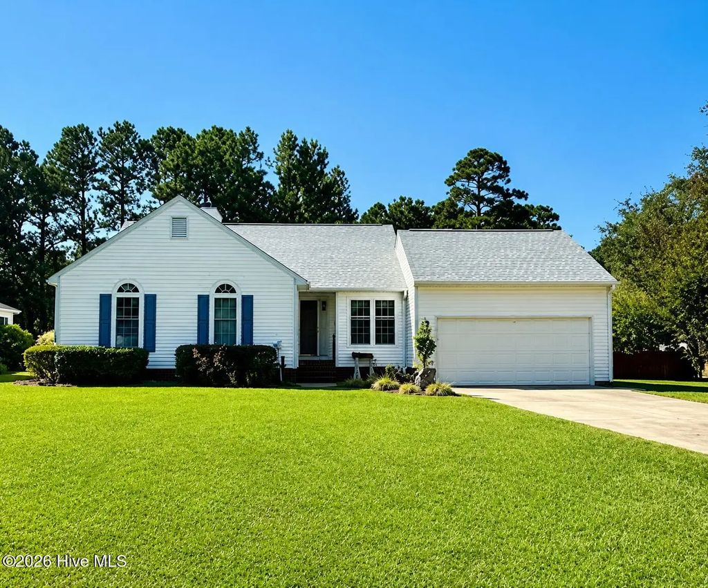 1709 Candlewood Lane, New Bern