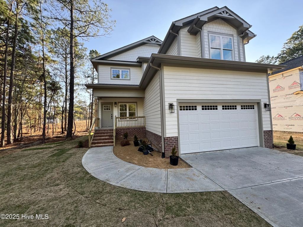 506 Bald Eagle Drive, Vass
