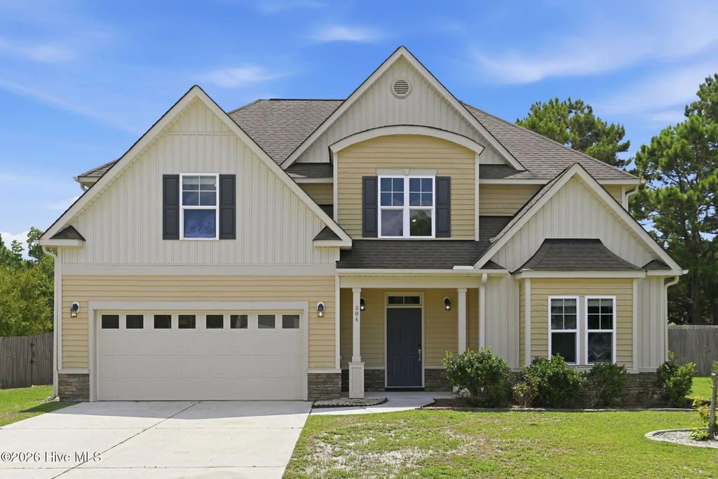 304 Plymouth Lane, Holly Ridge