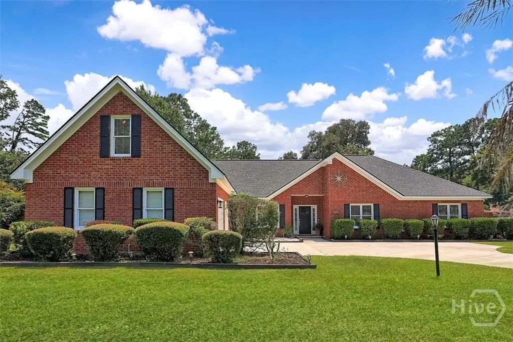 133 Wild Heron Road, Savannah