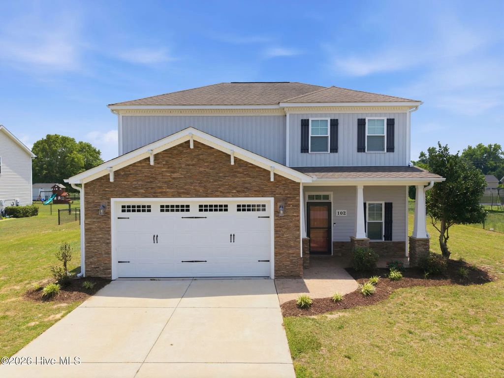 102 E Lake Drive, Goldsboro