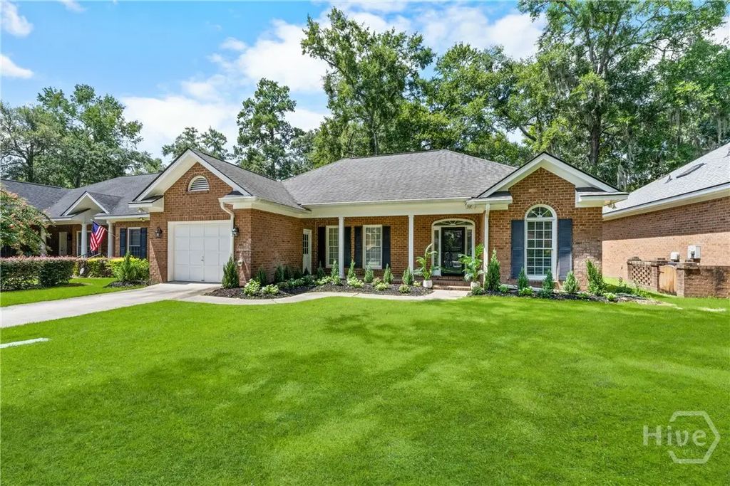 8 Laurel Oak Court, Savannah