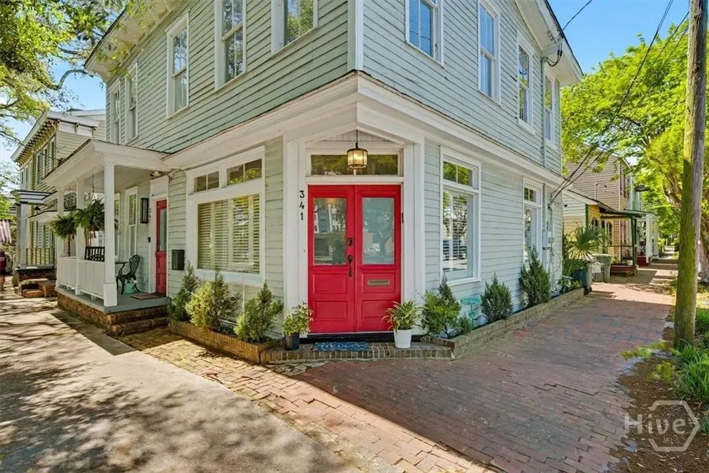 341 E Broad Street, Savannah