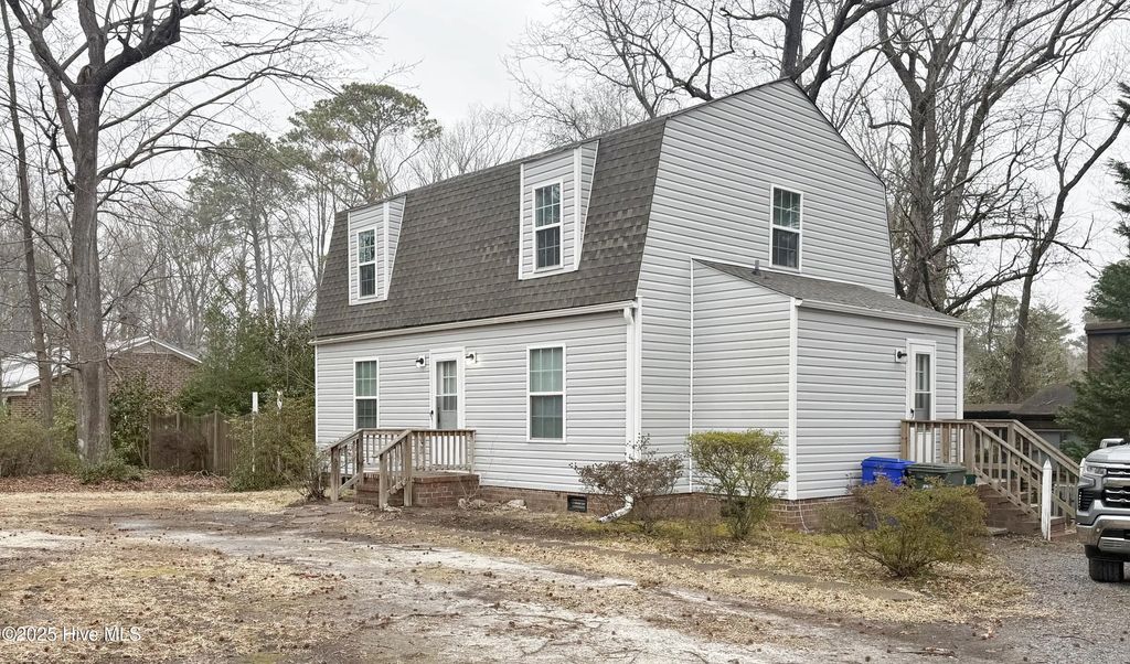 1215 E Wright Road, Greenville