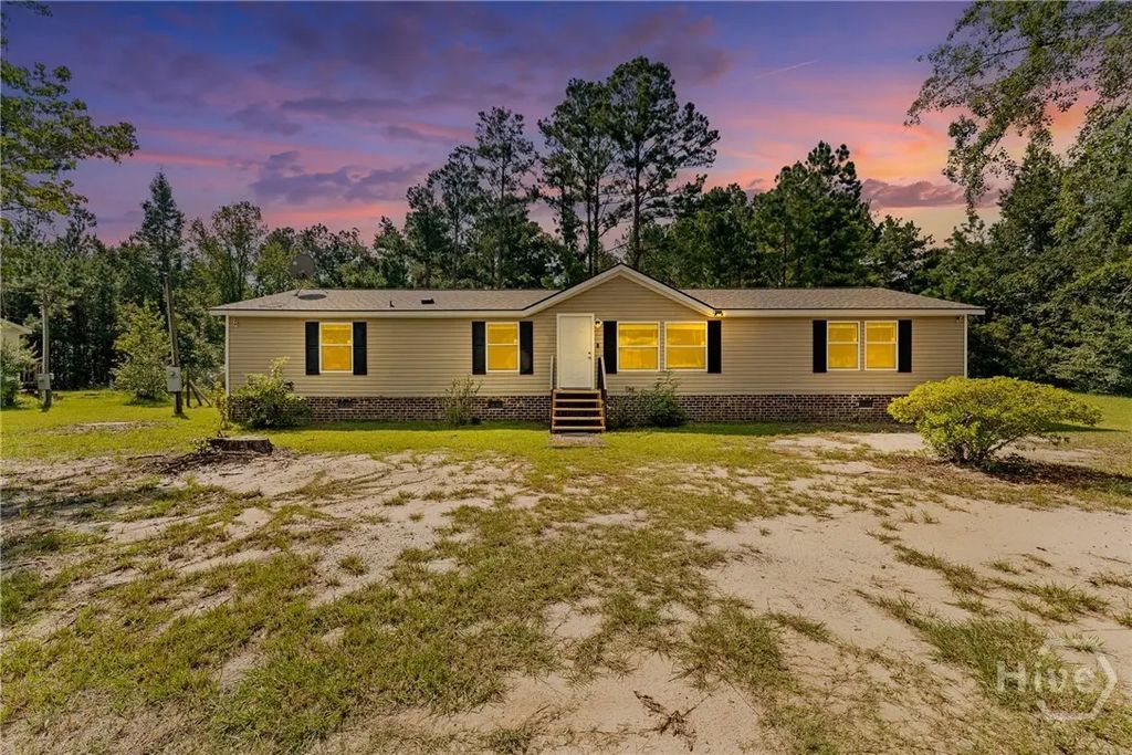 180 Lucious Drive, Pembroke