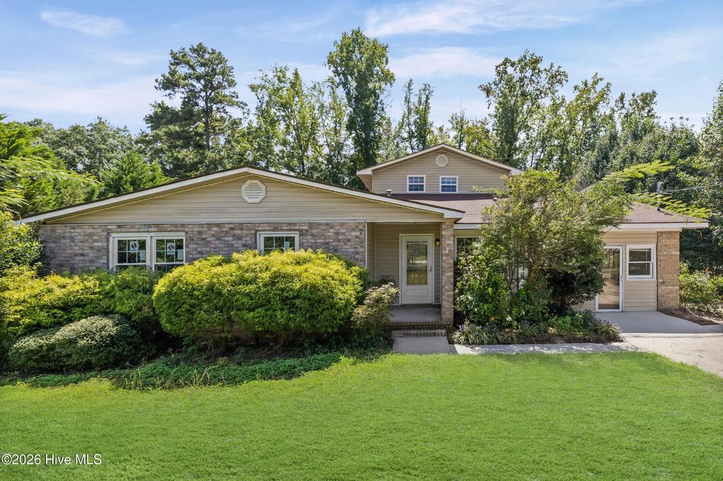 68 Dans Road, Warrenton