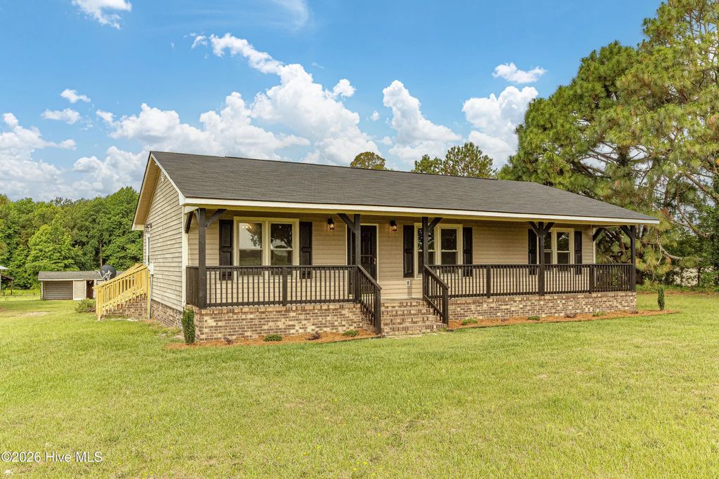 358 White Flash Road, Mount Olive