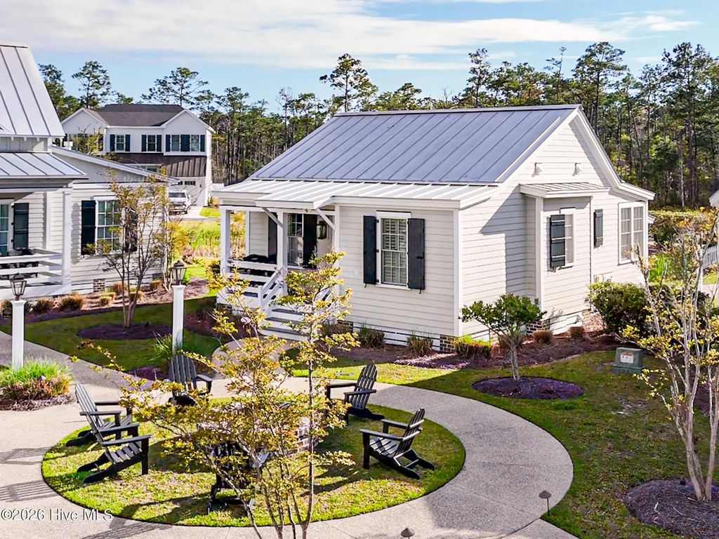 4 Back Cove Circle, Oriental