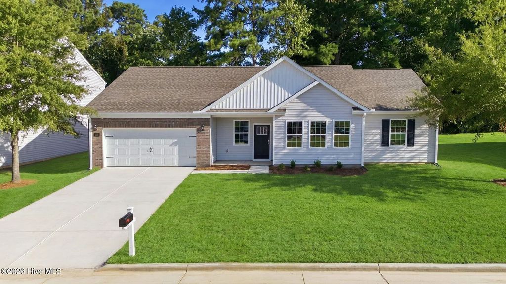 256 Lake Tyler Drive, New Bern