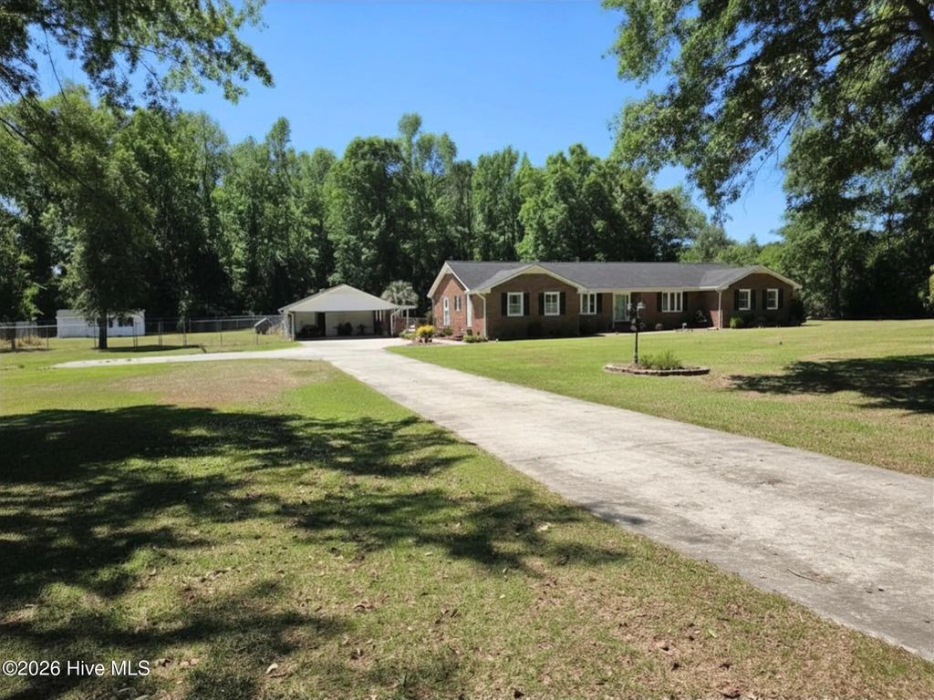 184 Timber Cove Drive, Whiteville