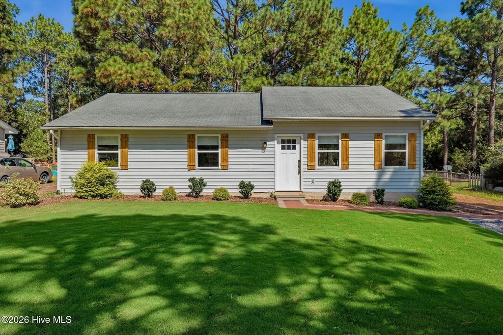 104 Sandy Ridge Road, West End