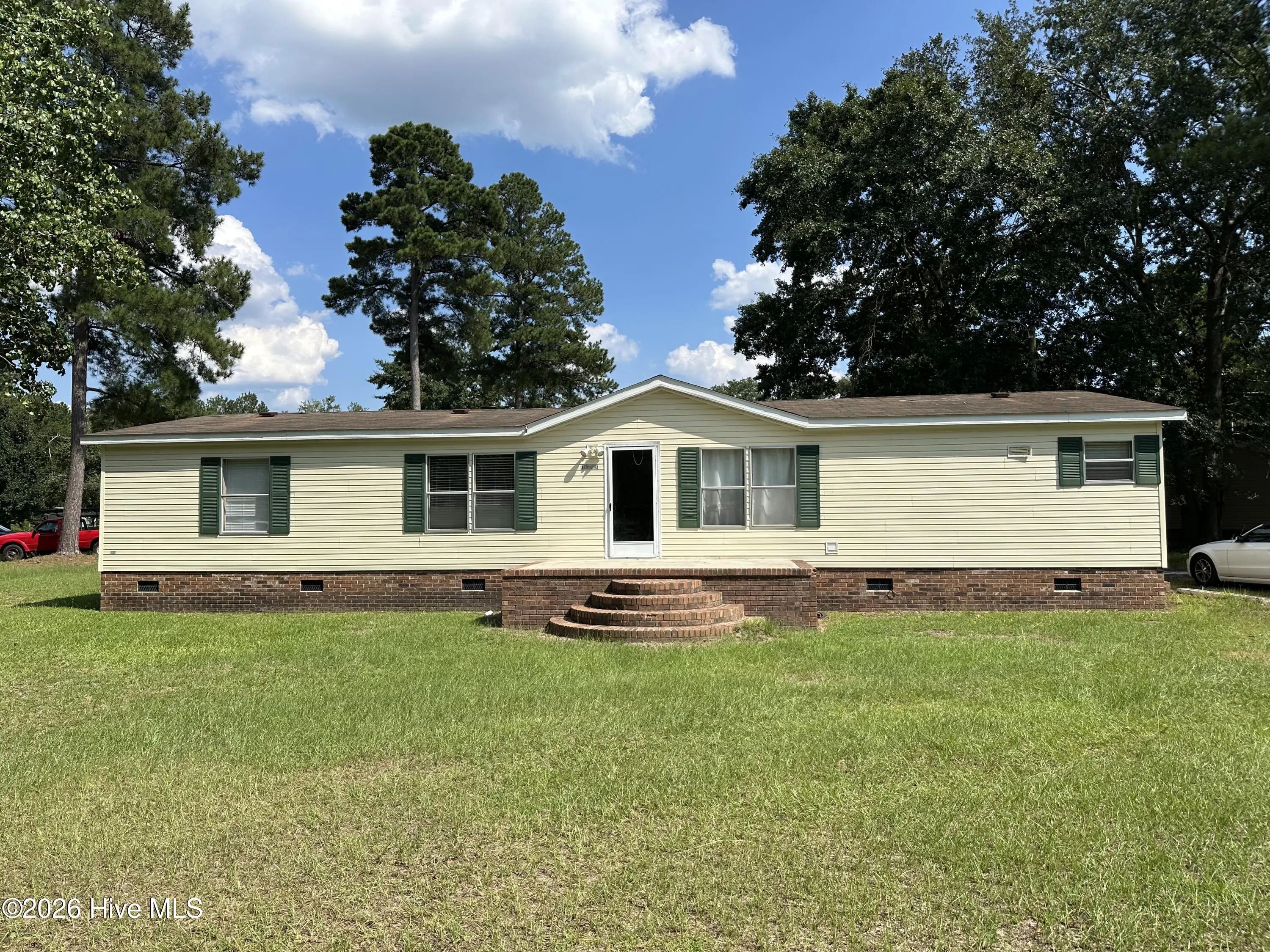 10660 Jamestown Drive, Laurinburg