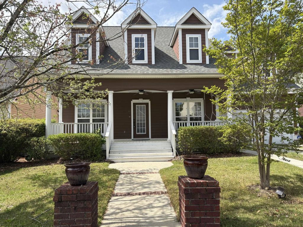 905 Nerium Trail, Columbia