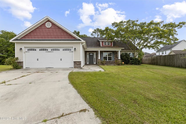 102 Dahlia Lane, Jacksonville