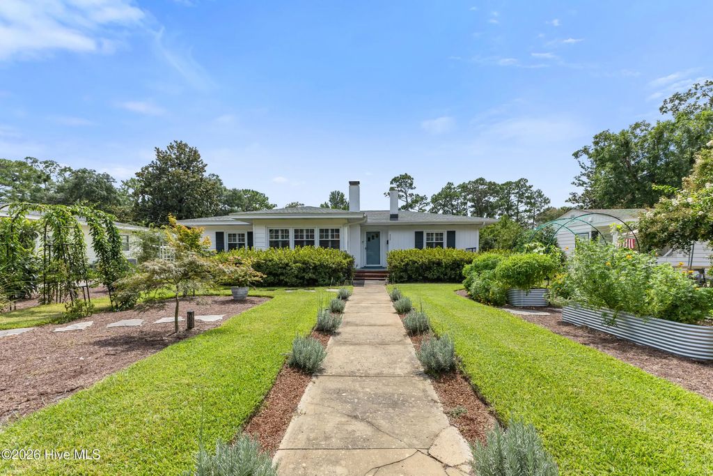 2302 Camellia Drive, Wilmington