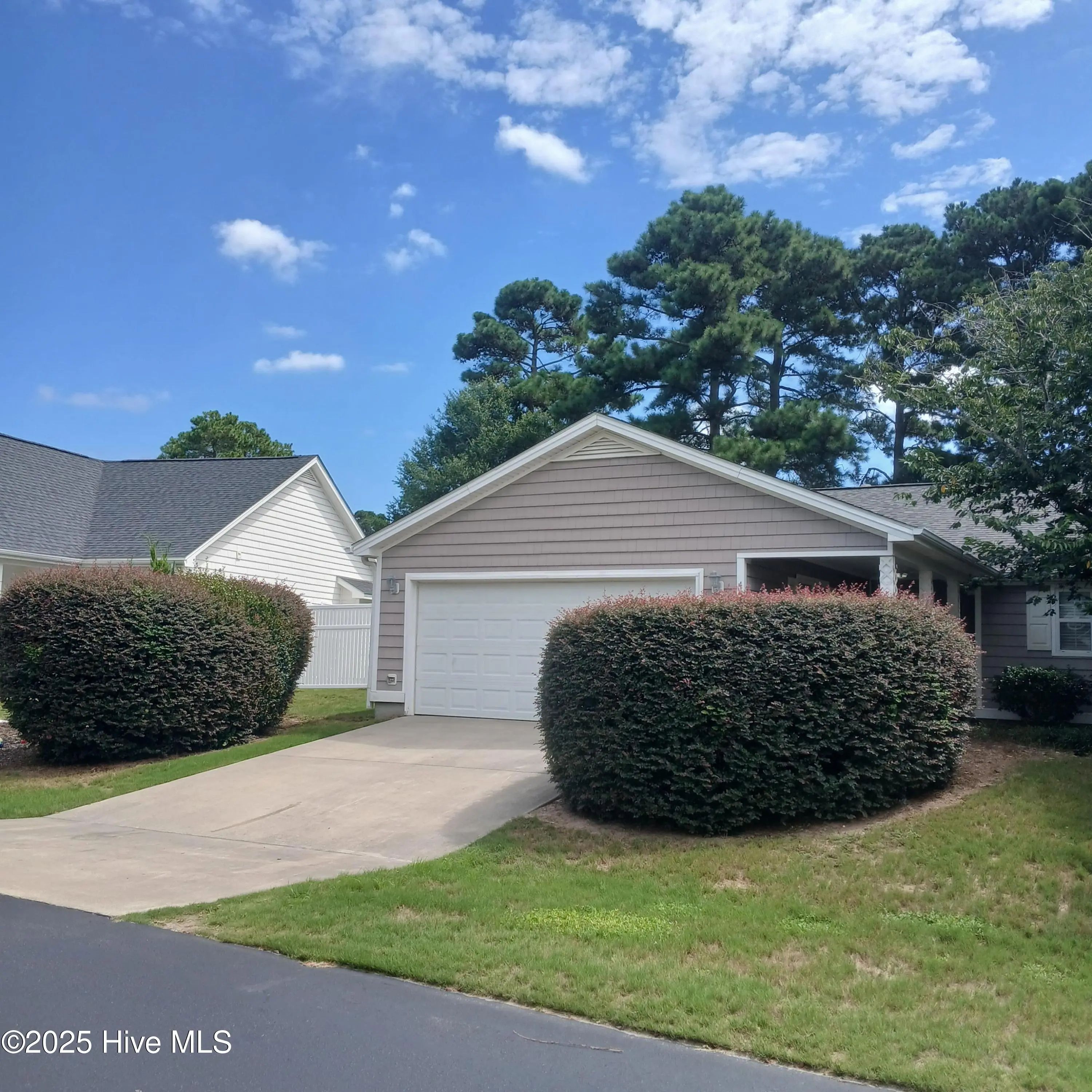 4999 Glen Cove Drive Se, Southport