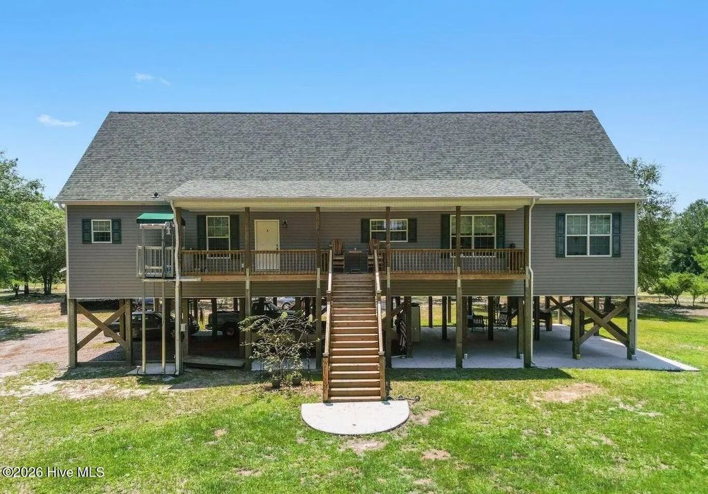 364 Murray Turner Farm Road, Burgaw