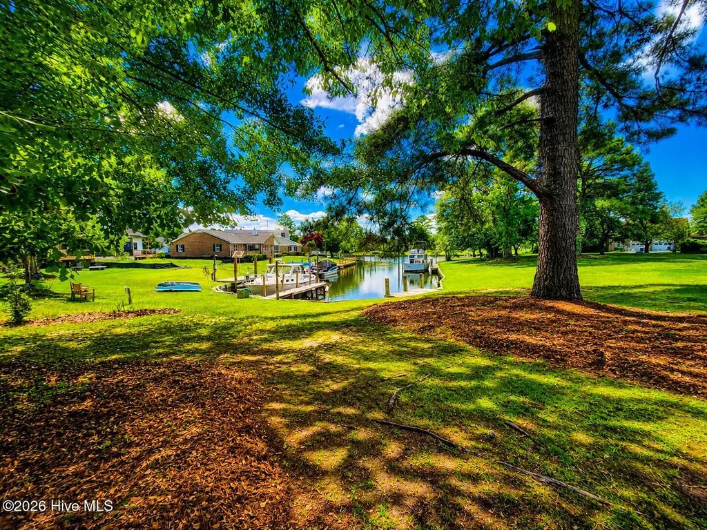 1206 Pelican Drive, New Bern