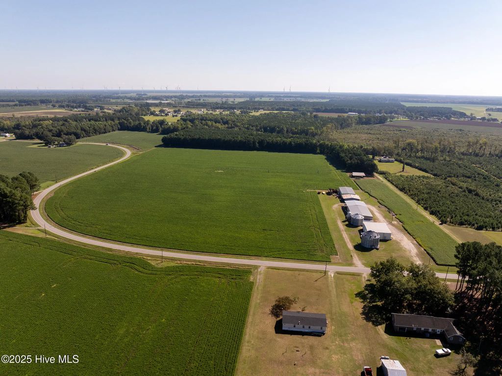 539 Chambers Ferry Road, Edenton